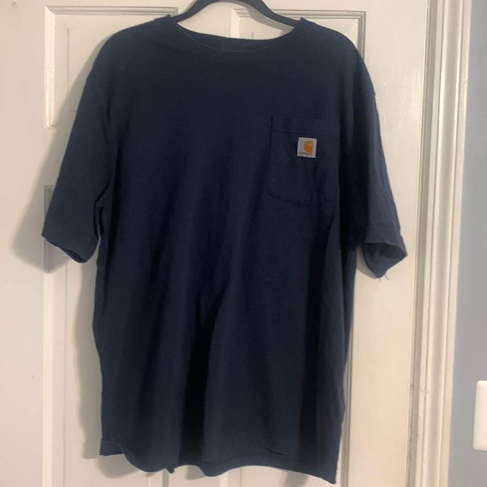 Nice navy blue mens size large Carhartt t shirt